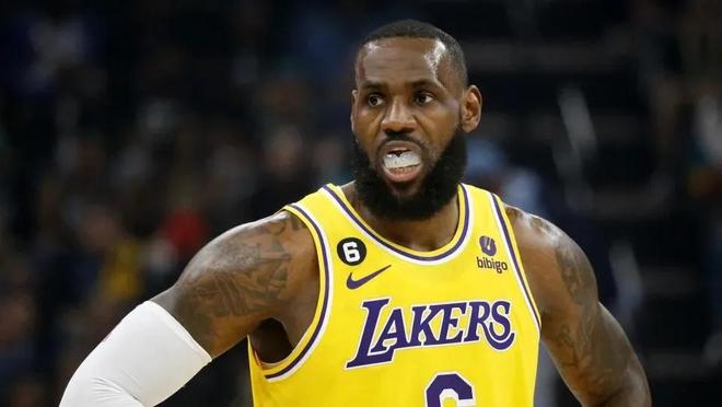 乱对手脚步 乱对手脚步