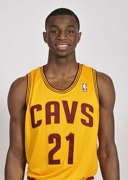 把兴趣点燃 把兴趣点燃