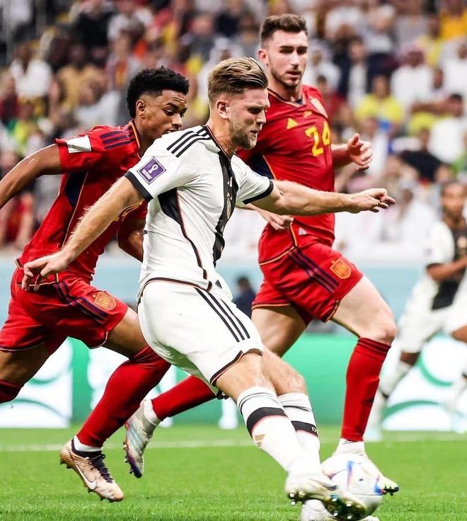 前阿根廷主帅佩克尔曼：梅西曾差点代表西班牙出战U20世界杯